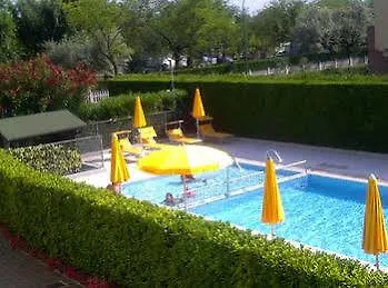 Vecchio Faro Hotel *